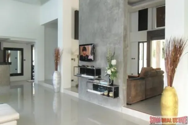Five Bedroom Sea View House with Swimming Pool at Cape Panwa For Sale 4