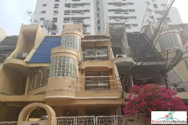 4-bed Townhouse for rent in Khlong Toei — 4-bedroom townhouse · Khlong Toei