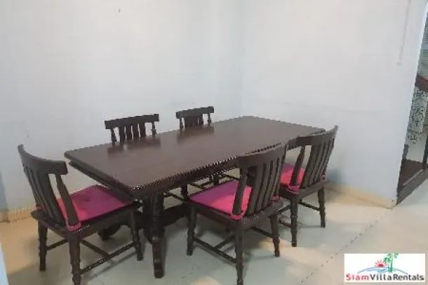Large Townhouse for Rent in a Convenient Location, Sukhumvit Soi 10 2