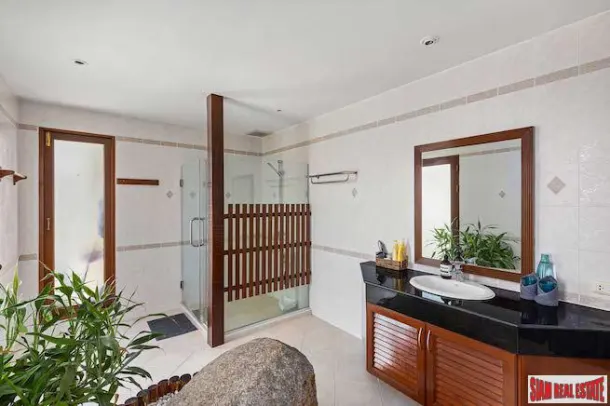 Nakathani Villa Estate - 3 Sea View Villas on 2,400 sqm Land Plot for Sale in Kamala 3