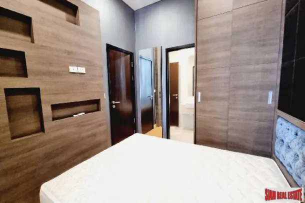 Le Luk Condo - Modern Two Bedroom Room Condo for Rent in Prakanong 7