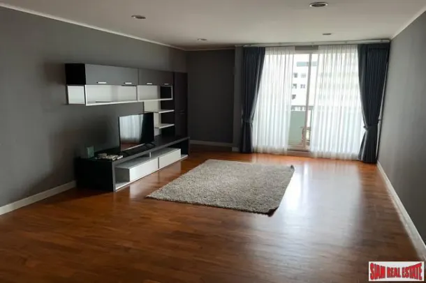 Baan Siri Ruedee - Large Three Bedroom for Rent on Top 8th Floor and 250 m. to BTS Phloen Chit 4