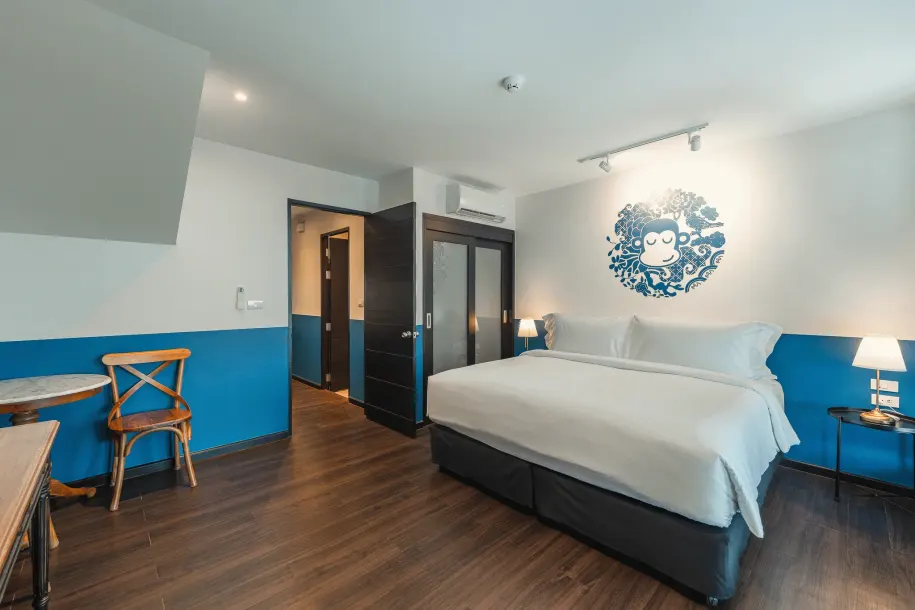 Service Apartment Cozy 1-2 Bed in Naiharn 2