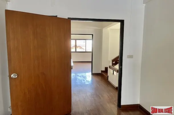 Home Office / Townhouse for Rent in a Prime Nana Location 2