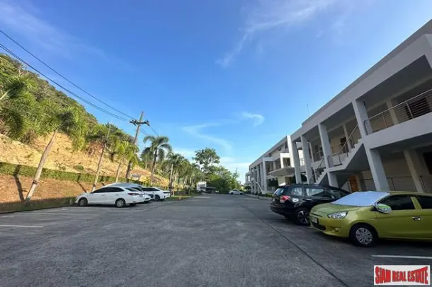 The Waterside - Luxurious On The Beach Apartment with a Swimming Pool and External Jacuzzi Available For Rent at Cape Panwa 3