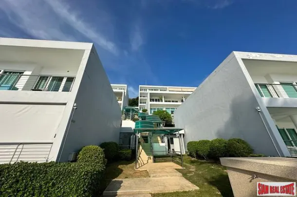The Waterside - Luxurious On The Beach Apartment with a Swimming Pool and External Jacuzzi Available For Rent at Cape Panwa 2