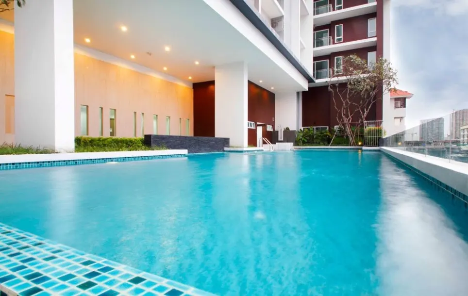 3-bed Apartment for rent in Phra Khanong — 3-bedroom apartment · Phra Khanong