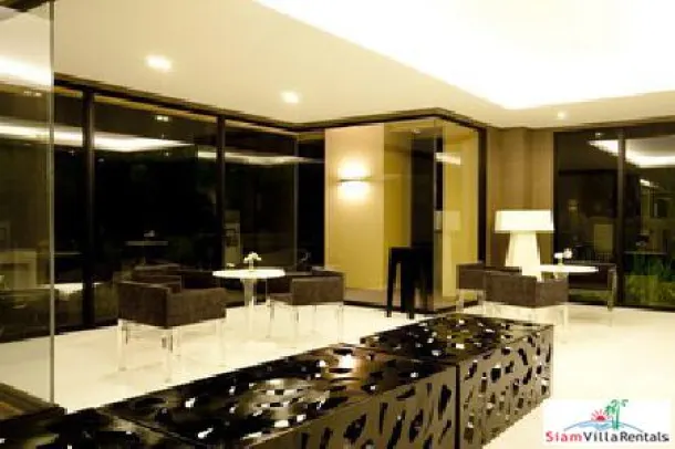 O2 Condominium - Special PRICE! Fully Furnished One Bedroom in Ploenchit 4