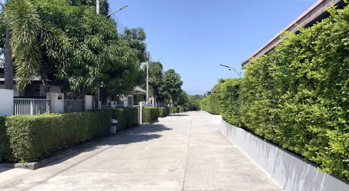 Luxury Two bedroom Pool Villa 15 mins walking distance to Nai Harn Beach for Long-Term Rent 2