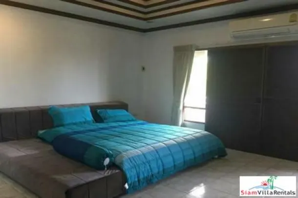 Pattaya City Center House -Large 3 Beds House on a Large Plot of Land in the Center of Pattaya ( Sea Side ) for Long Term Rent 4