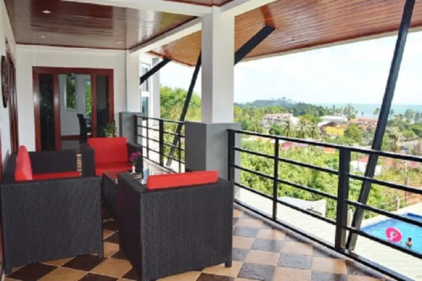 3 Bedroom Sea View Apartment 4