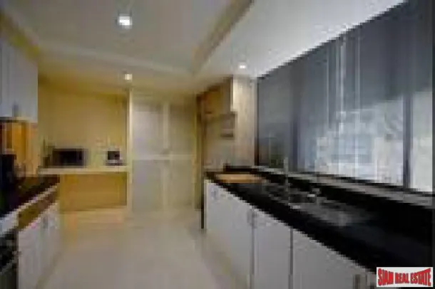 President Park Sukhumvit 24 - 3 Bedrooms and 3 Bathrooms for Sale in Phrom Phong Area of Bangkok 4