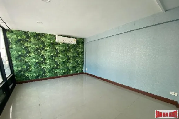REN Sukhumvit 39 - Amazing Spacious Commercial Space for Rent in PhromPhong 2