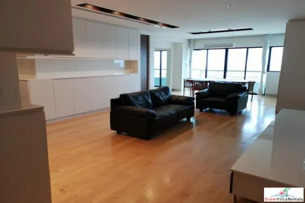 Sathorn Gardens - Fully Furnished Three Bedroom, Three Bathroom Condo for Rent 3
