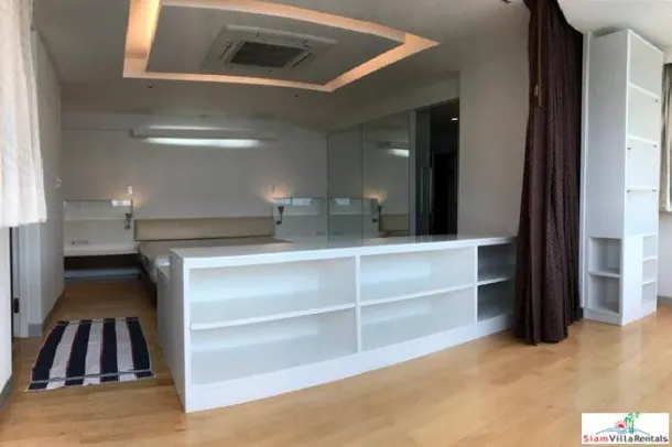 Sathorn Gardens - Fully Furnished Three Bedroom, Three Bathroom Condo for Rent 4
