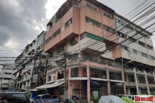 20-bed Commercial for sale in Phra Khanong — Commercial · Phra Khanong