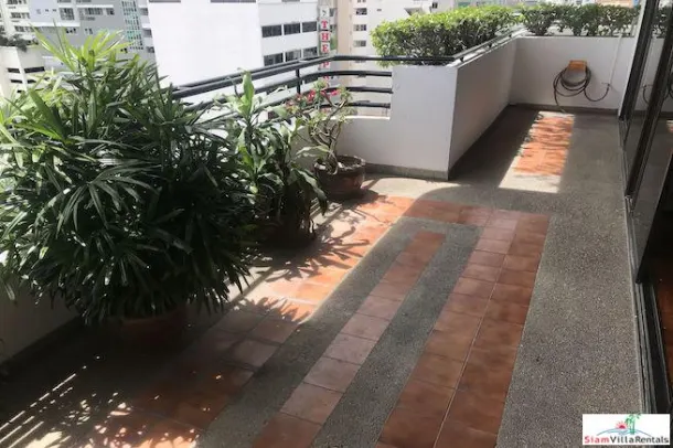 Orchid Tower - Extra Large Modern Three Bedroom for Rent on Sukhumvit Soi 8 4