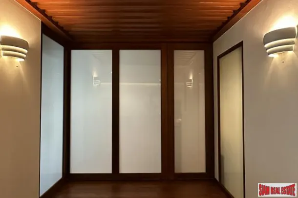 Pabhada Silom - High Quality Beautiful Modern 2 Bed Corner Unit Condo for Rent at Silom 4
