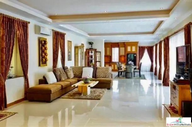 Luxurious 930 sq.m. 5 Storey Modern Style Villa for Sale Near Walking Street at South Pattaya - Financing Available 3