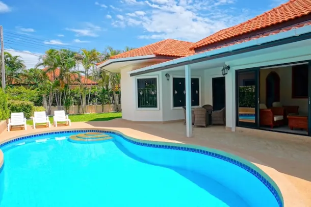 3-bed Villa for rent in South Hua Hin (Soi 88-112) — 3-bedroom villa · South Hua Hin (Soi 88-112)
