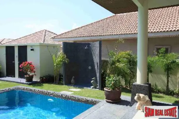 Highly Quality Pool Villas Set in Scenic Location a Few Minutes Drive from Golf Courses and Hua Hin Town Centre 4