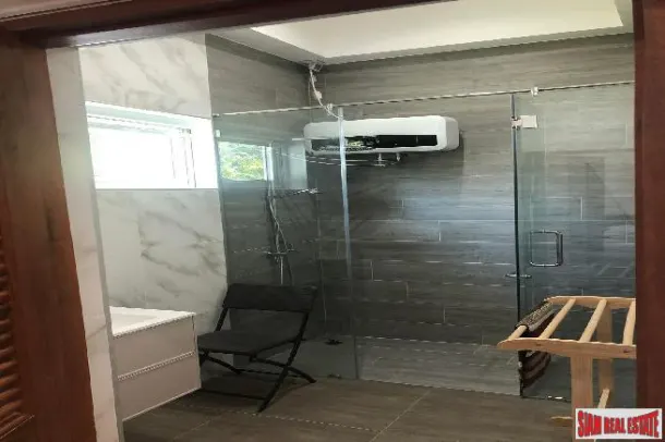 Huge modern family house with 4 bedrooms, East side of Pattaya 3
