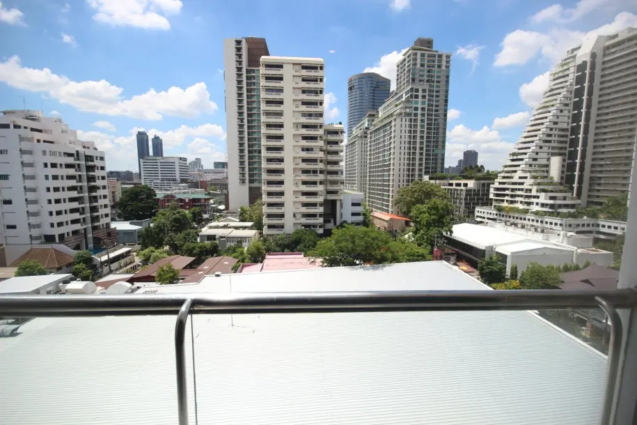 Apartment for rent in Sukhumvit Soi 21-39 — Studio apartment · Sukhumvit Soi 21-39