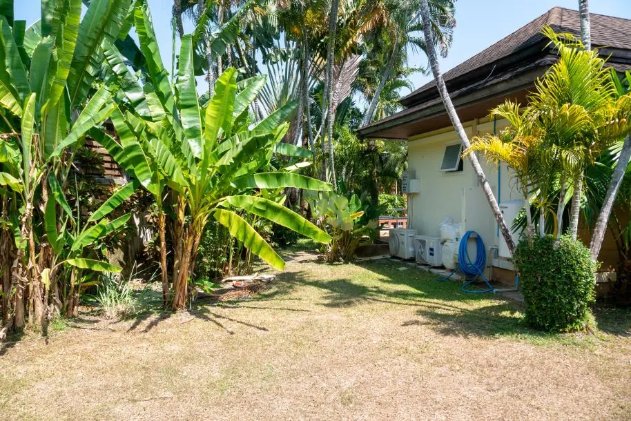 Pool Villa with Three Bedrooms and Garden For Rent in Heart of Rawai 2