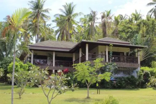 4-bed Villa for sale in Taling Ngam — 4-bedroom villa · Taling Ngam