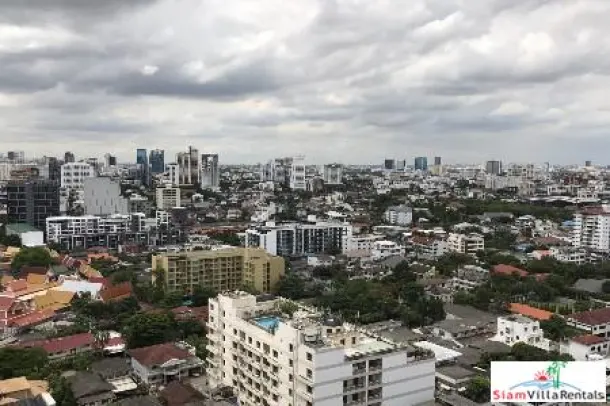 The Loft Ekkamai - Unbelievable City Views from the 23rd Floor From this One Bedroom in Phra Khanong 2