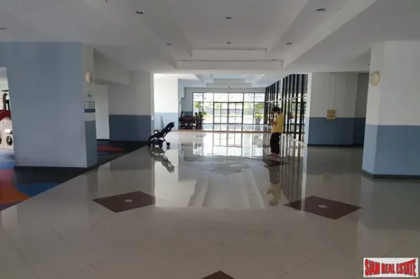 Large 2 Bed 160 sqm Pet Friendly Apartments with Great Facilities at Sukhumvit 26, Phrom Phong 4