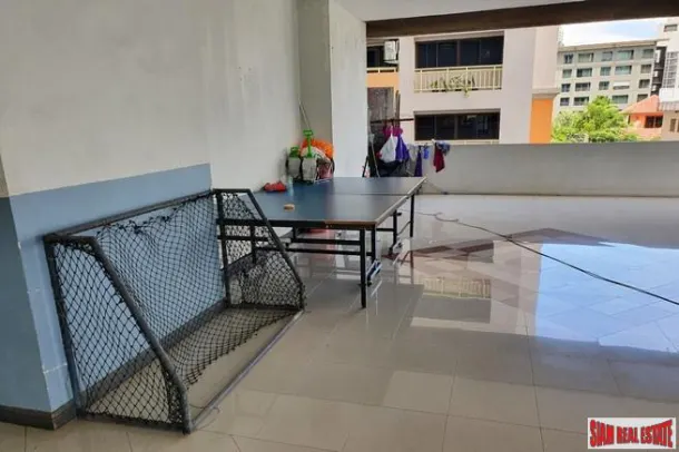 Large 2 Bed 160 sqm Pet Friendly Apartments with Great Facilities at Sukhumvit 26, Phrom Phong 2