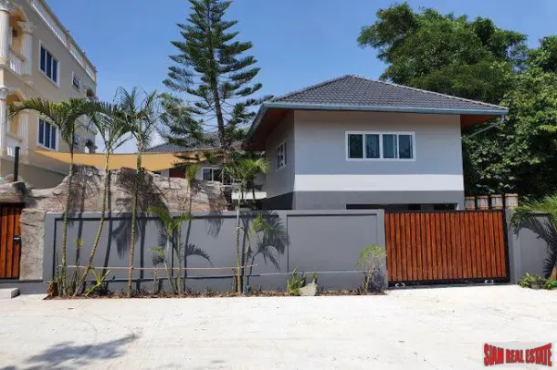 Large Two Storey Private Four Bedroom Pool Villa for Rent in a Nice Area of Rawai 2