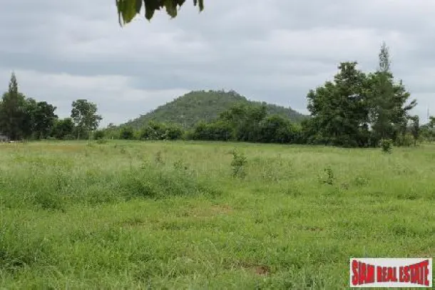 9 Rai with nice mountain views 3