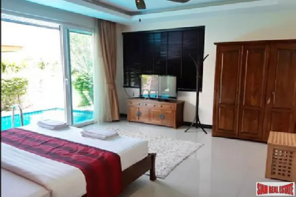 Beautiful 4 bedroom large garden pool villa in a quiet area for sale -East Pattaya 2