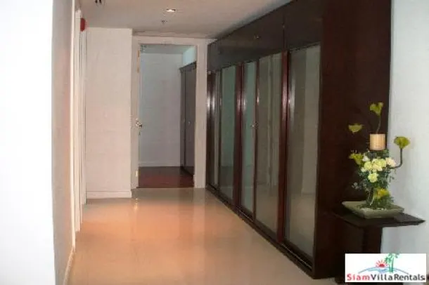 Athenee Residence - Two Bedroom Condo for Rent Near Ploenchit BTS Station &amp; Central Department 2