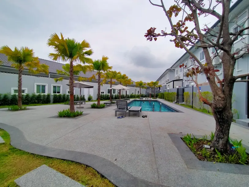 The Rich Villa Two Bedroom Two Bathroom in Chalong 4