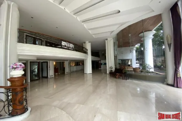 The Milliard - A Newly Completed Two Bedroom in a Prestigious Low-rise Apartment 3