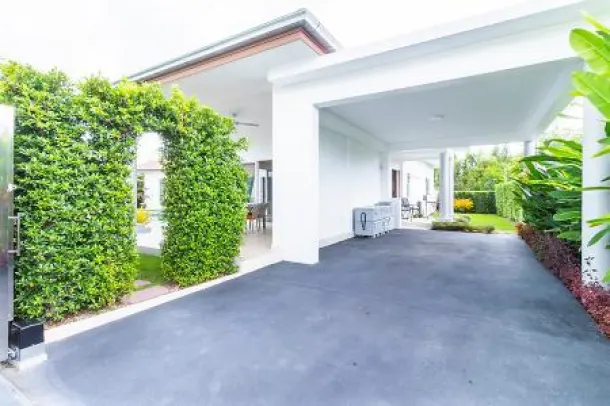 MALI RESIDENCES: Great Quality 4 Bed Pool Villa 4