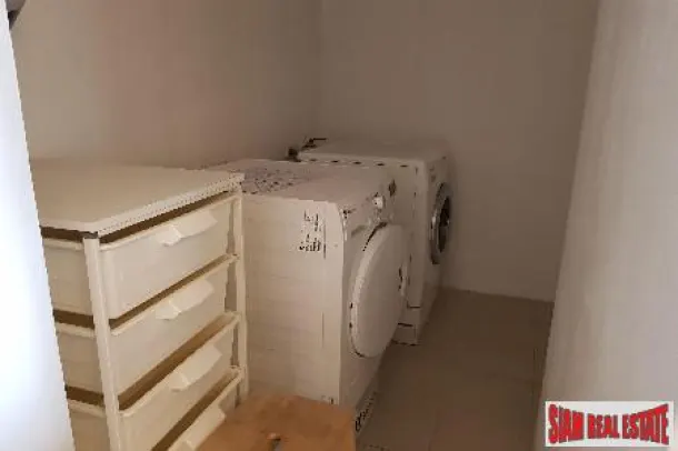 Prime Mansion 31 - Large Two Bedroom for Rent with City Views in Phrom Phong 3