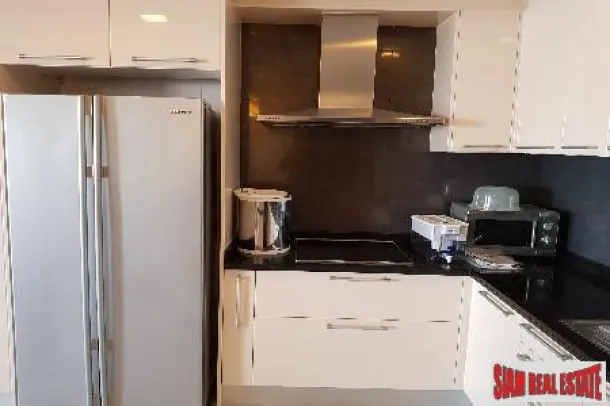 Prime Mansion 31 - Large Two Bedroom for Rent with City Views in Phrom Phong 2