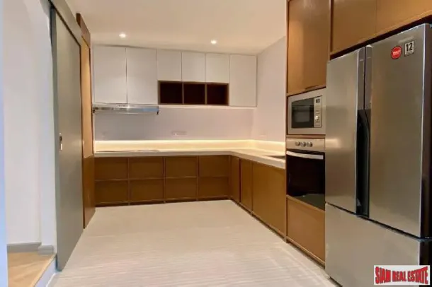 Newly Renovated Three Bedroom Detached Two Storey House for Rent Near BTS Ekkamai 4
