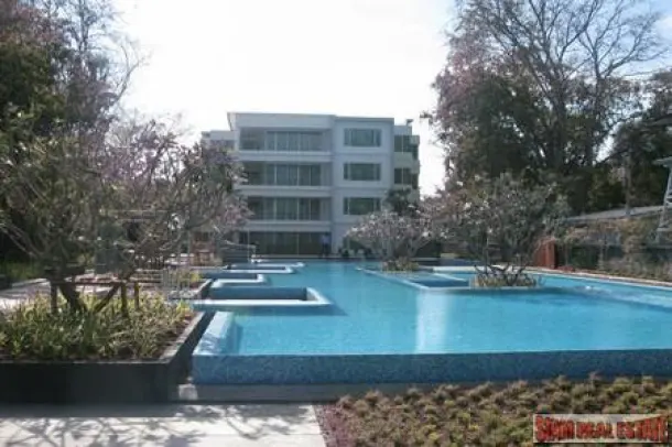 2-bed Apartment for rent in Central Hua Hin — 2-bedroom apartment · Central Hua Hin
