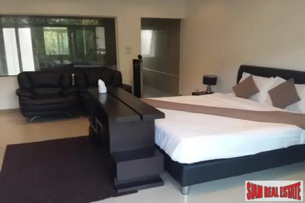Four bedroom, five bathroom modern private pool villa near the beach 3