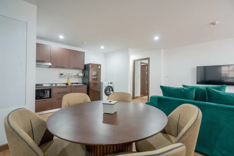 PSJ Penthouse - Large Three Bedrooms with Balcony and City View on Nana, Bangkok. 3