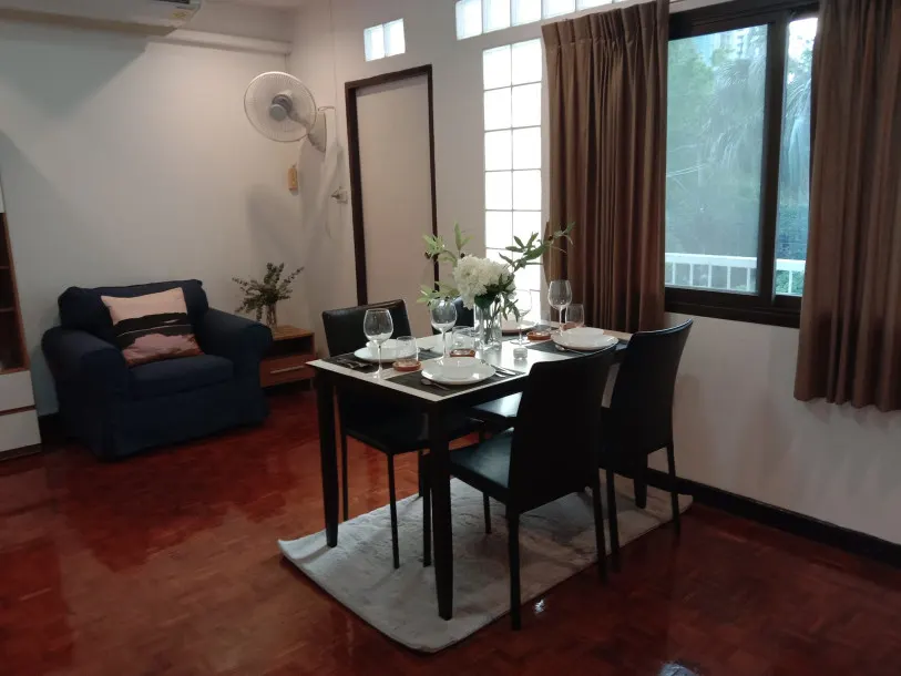 Swasdi - Great 1 Bedroom 1 Bathroom Pet Friendly Corner Unit for Rent in the Sukhumvit 31 Area 4