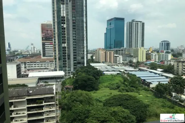 Noble Solo - Large Furnished One Bedroom Condo in a Desirable Area of Thong Lo 4