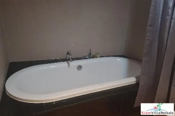 Baan Rajprasong - Very Large Luxury One Bed for Rent at Ratchadamri BTS 2