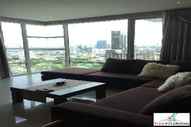 Fullerton Sukhumvit - Contemporary Two Bedroom + Office Near Ekkamai 2