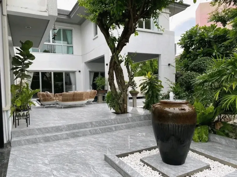5-bed Villa for rent in Suan Luang — 5-bedroom villa · Suan Luang